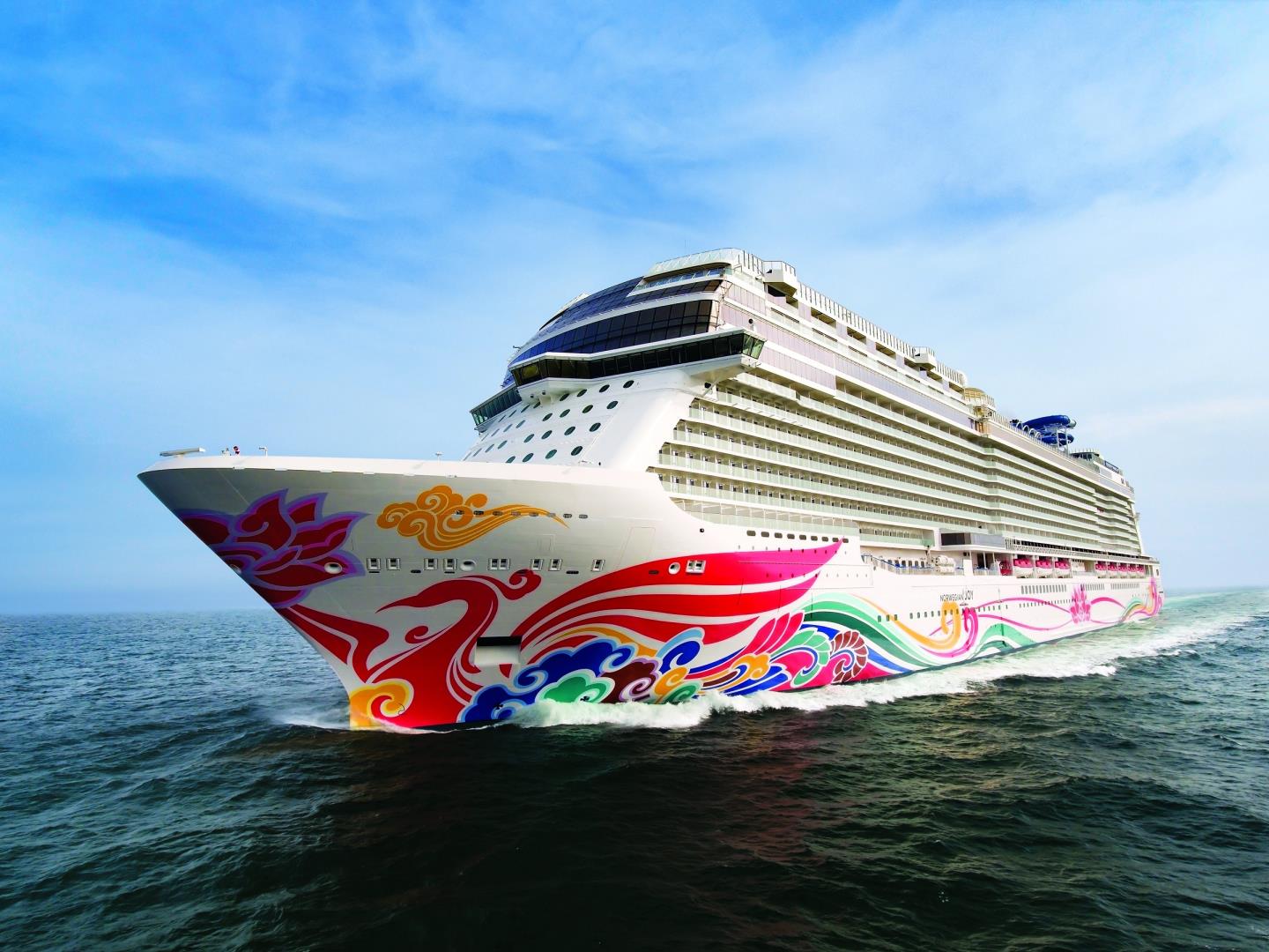 10-day Cruise to Transatlantic from Miami, Florida on Norwegian Joy